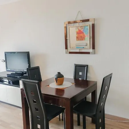 Sea View Luxury Apartament *